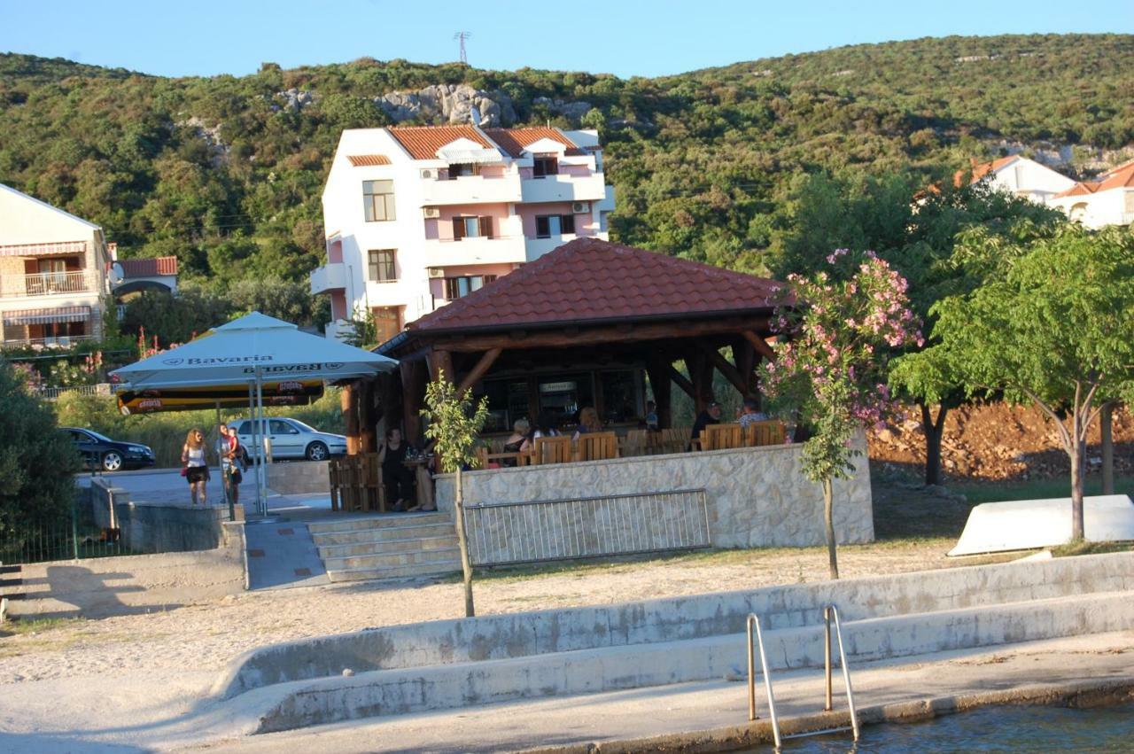 סבטי פטר Al Capone Apartment מראה חיצוני תמונה