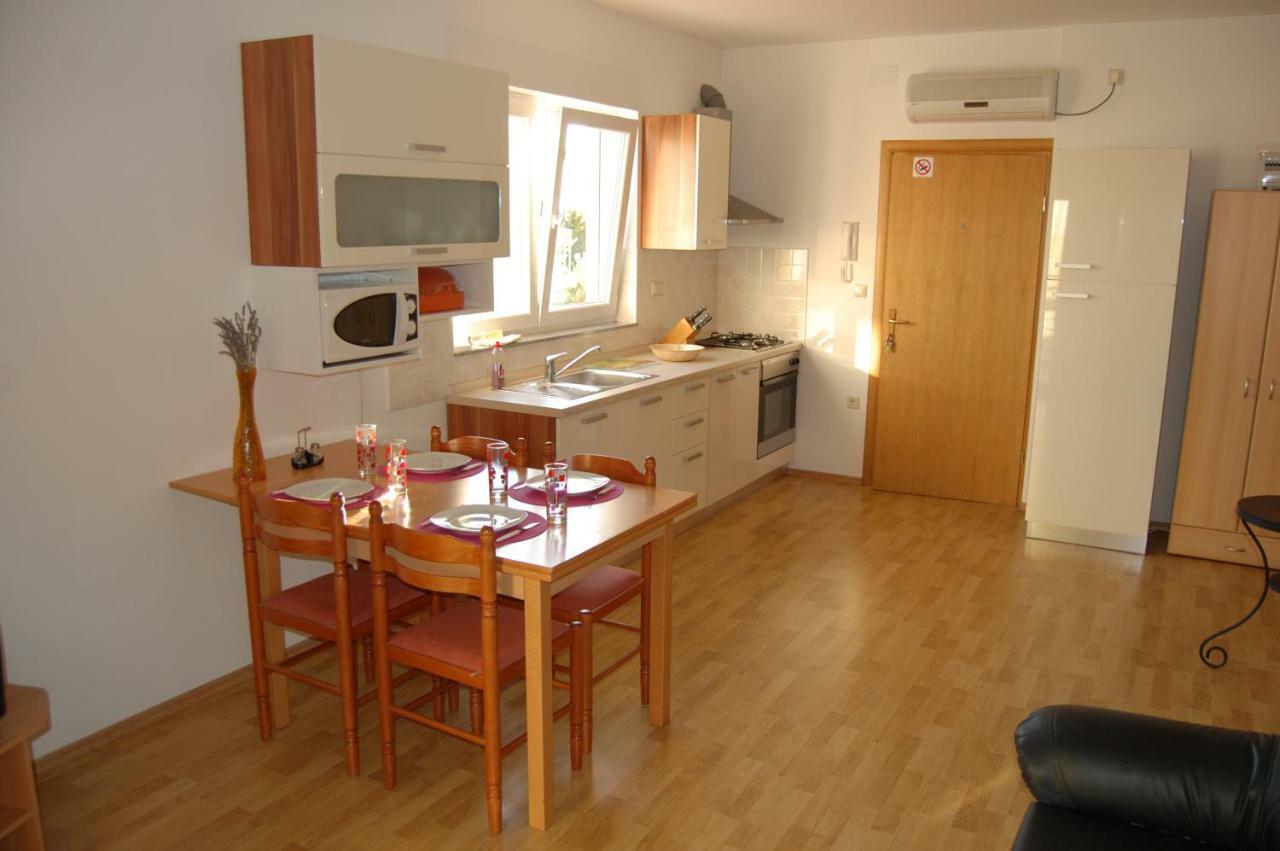 סבטי פטר Al Capone Apartment מראה חיצוני תמונה